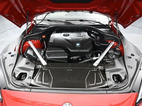 Used 2019 BMW Z4 sDrive30i w/ M Sport Package RWD image 40