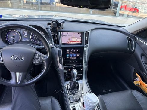 Used 2015 INFINITI Q50 Premium w/ Navigation Package image 3