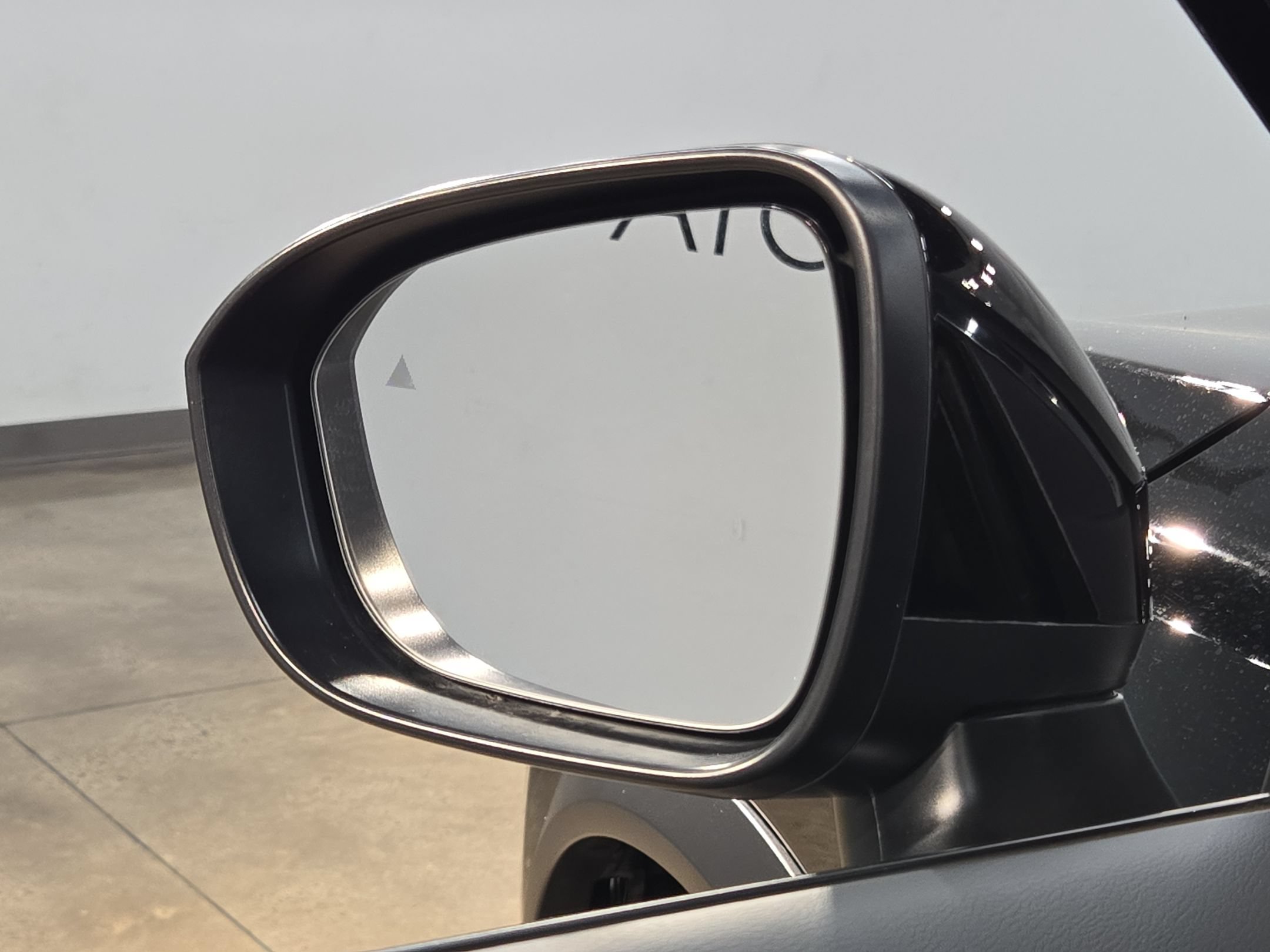 Used 2025 Nissan Rogue SV FWD image 22