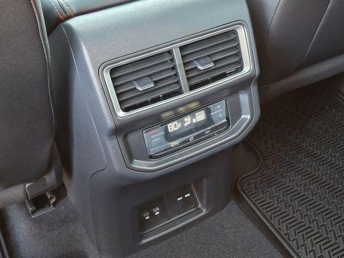 New 2026 Volkswagen Atlas Peak Edition AWD/4WD image 18