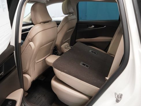 Used 2022 Lincoln Nautilus Reserve AWD/4WD image 22