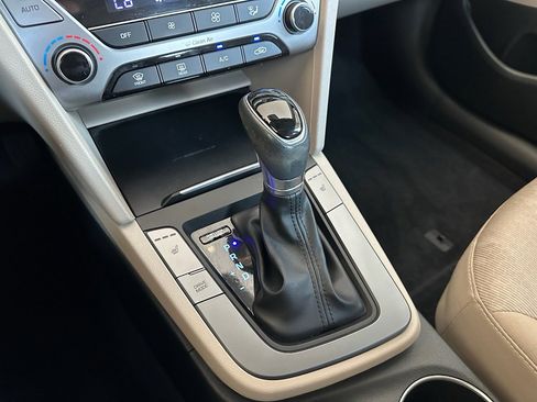 Used 2018 Hyundai Elantra Value Edition image 21