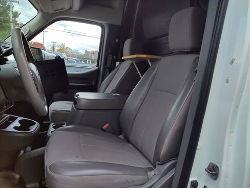 Used 2020 Nissan NV 2500 SV w/ Navigation Package image 10