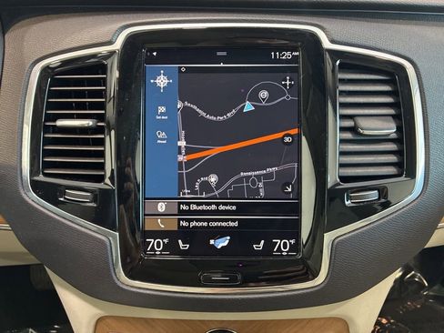 Used 2022 Volvo XC90 T6 Momentum w/ Advanced Package image 24