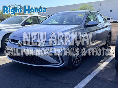 Used 2025 Volkswagen Jetta SE