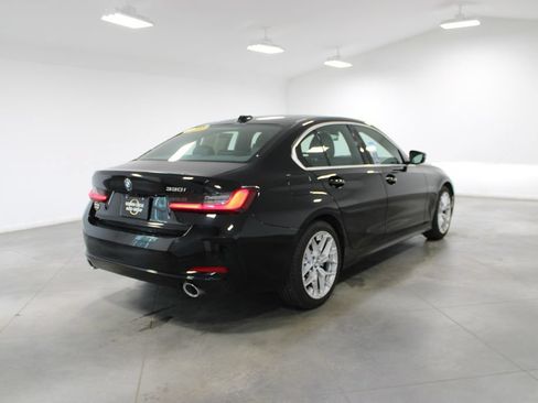 Used 2025 BMW 330i Sedan RWD image 11