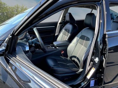 Certified 2024 Nissan Altima 2.5 SR FWD image 20