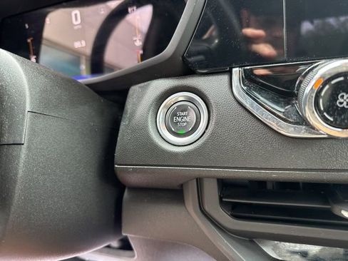 Used 2023 Chevrolet Colorado W/T RWD image 18