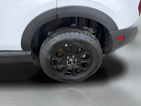 Used 2025 Ford Bronco Sport Badlands AWD/4WD image 24