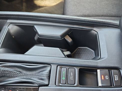 Used 2025 Honda Accord LX image 24