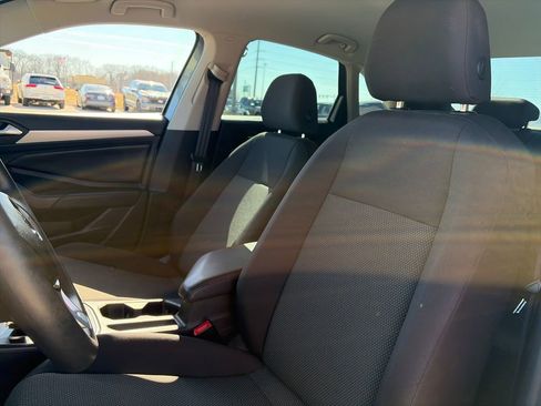Used 2019 Volkswagen Jetta S w/ Driver Assistance Package image 16