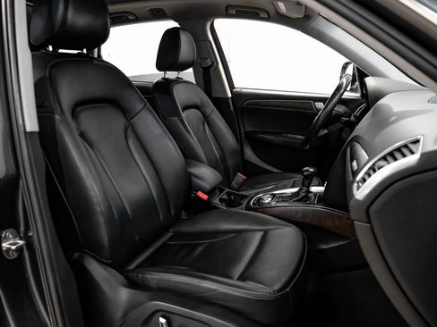 Used 2017 Audi Q5 2.0T Premium Plus w/ Technology Package image 44