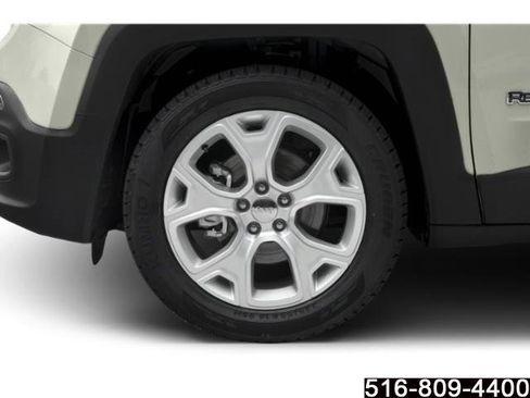 Used 2018 Jeep Renegade Limited w/ Advanced Technology Group AWD/4WD image 15