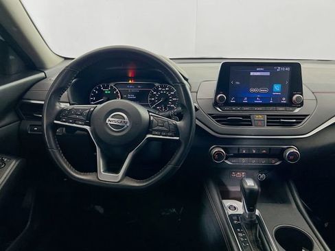 Used 2021 Nissan Altima 2.5 SR image 19