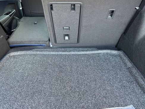 New 2026 Volkswagen Taos SEL image 14