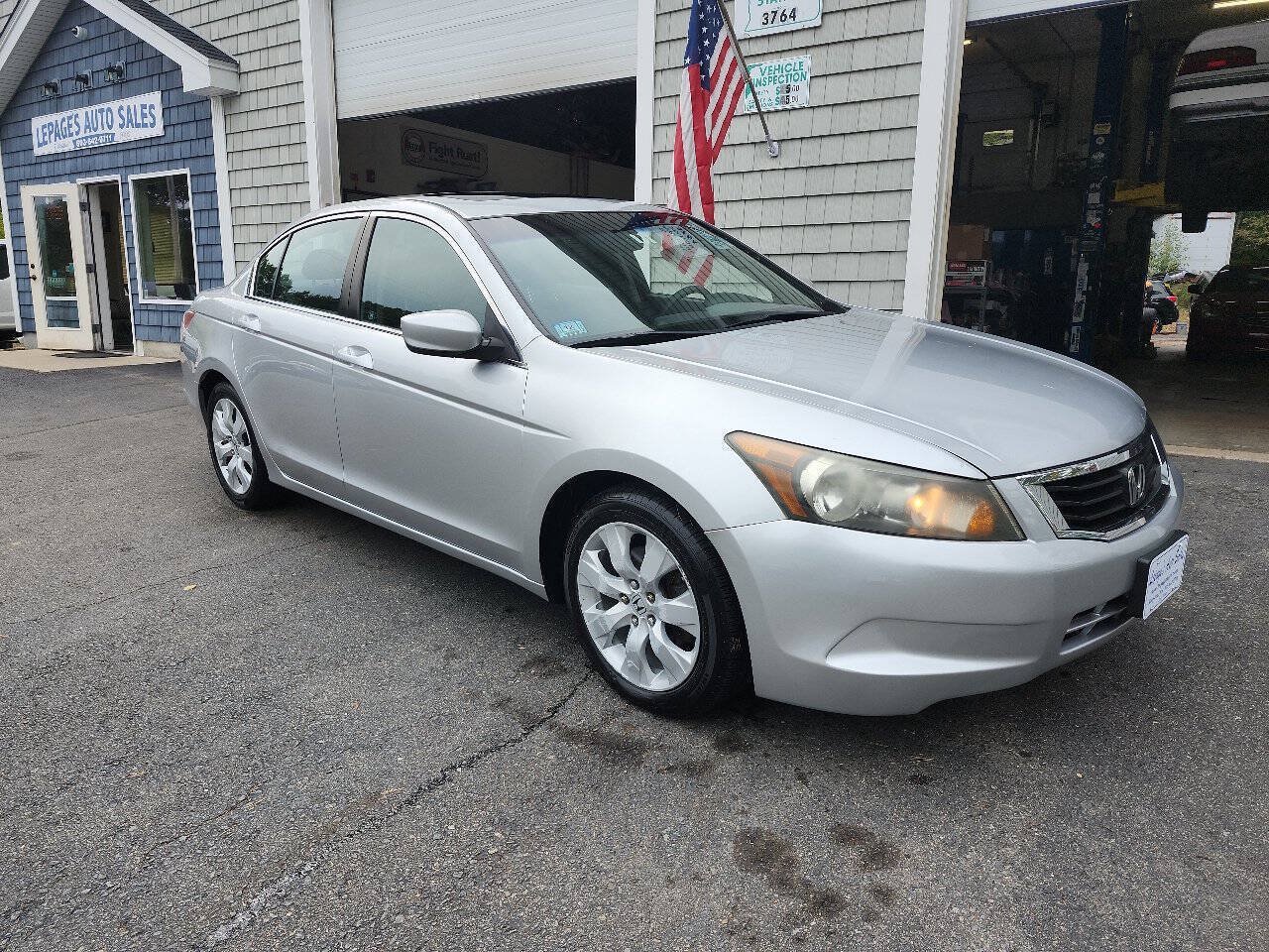 Used 2009 Honda Accord EX image 2