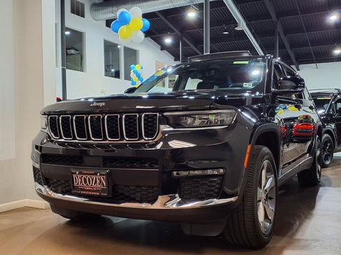 Certified 2021 Jeep Grand Cherokee L Limited w/ Luxury Tech Group II AWD/4WD image 3