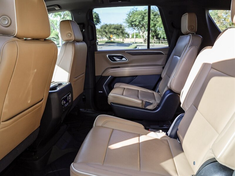 Used 2021 Chevrolet Tahoe Premier w/ Premium Package RWD image 24