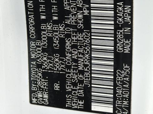 Used 2019 Toyota 4Runner SR5 image 34