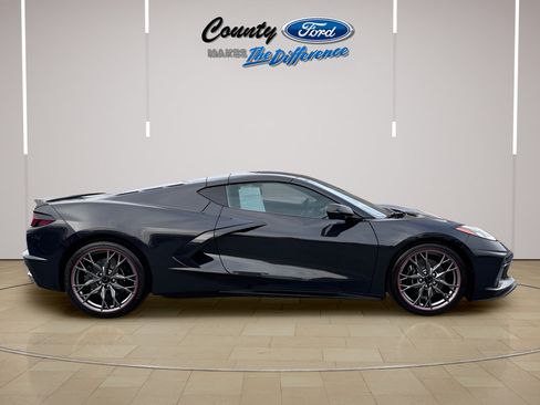 Used 2024 Chevrolet Corvette Stingray Preferred Cpe w/ Stealth Interior Trim Package RWD image 20