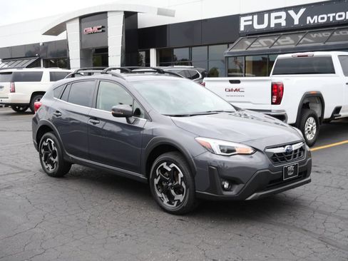 Used 2021 Subaru Crosstrek 2.5i Limited w/ Moonroof Package 2 AWD/4WD image 3
