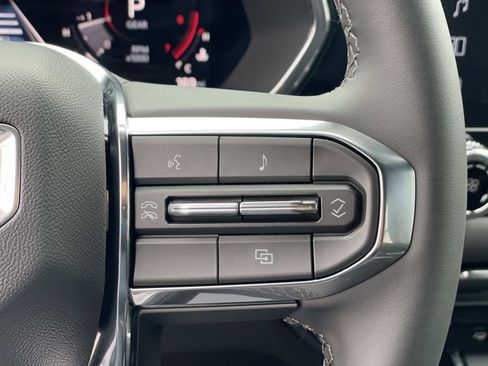 New 2026 GMC Canyon Elevation image 12