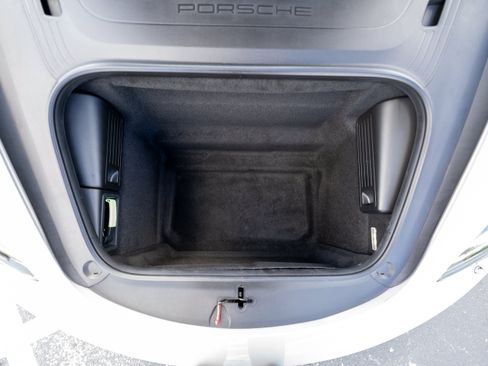 Used 2025 Porsche 718 Cayman RWD image 35