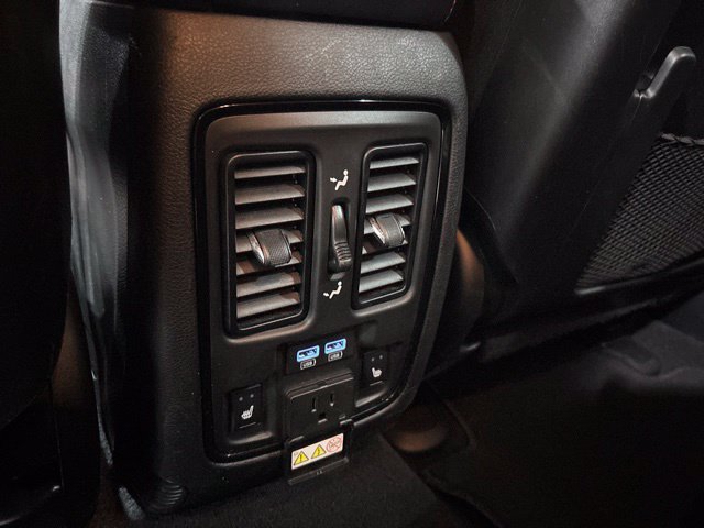 Used 2024 Dodge Durango GT AWD/4WD image 38