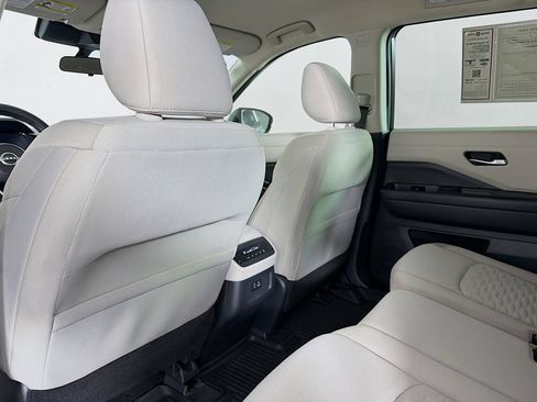 Used 2022 Nissan Pathfinder SV w/ Cargo Package AWD/4WD image 34
