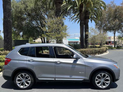 Used 2017 BMW X3 sDrive28i RWD image 16