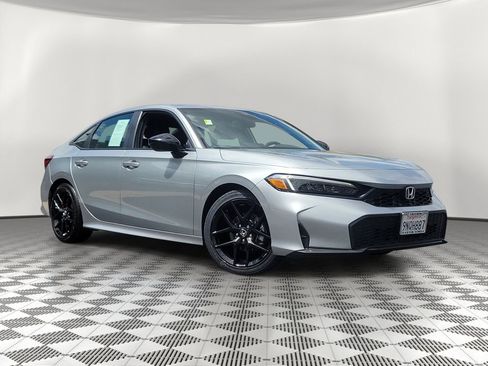 Certified 2025 Honda Civic Sport image 2