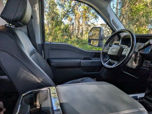 Used 2023 Ford F350 Lariat w/ Lariat Ultimate Package image 14