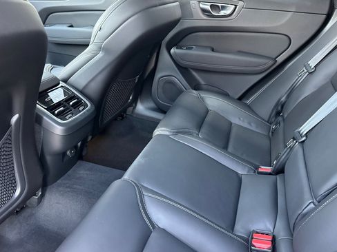 Certified 2026 Volvo XC60 B5 Ultra AWD/4WD image 12