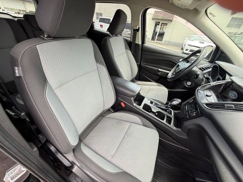Used 2018 Ford Escape SE w/ SE Sync 3 Package AWD/4WD image 12