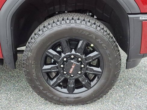 New 2026 GMC Sierra 2500 AT4 w/ AT4 Premium Plus Package AWD/4WD image 10