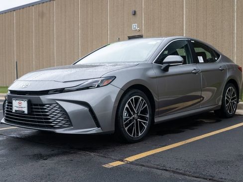 New 2026 Toyota Camry XLE image 4