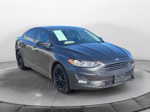 Used 2019 Ford Fusion SE w/ Equipment Group 151A image 7