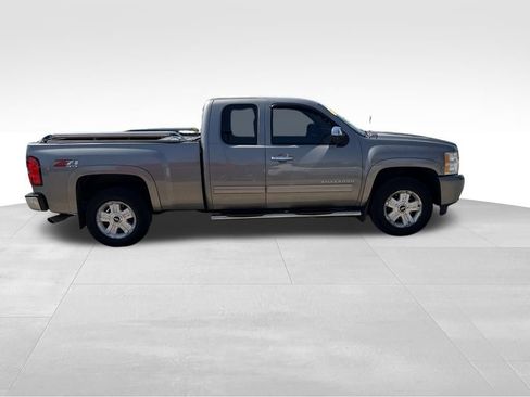 Used 2012 Chevrolet Silverado 1500 LTZ w/ LTZ Plus Package AWD/4WD image 7