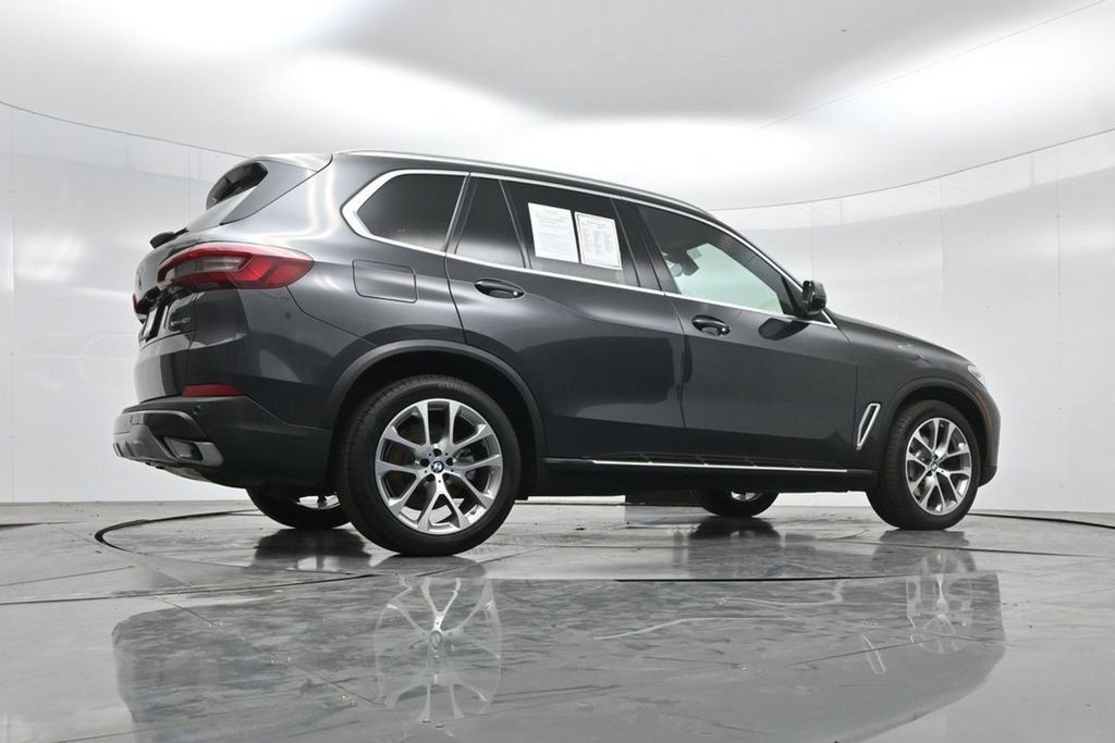 Used 2023 BMW X5 xDrive40i AWD/4WD image 56