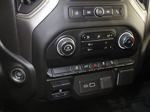 Used 2024 Chevrolet Silverado 2500 Custom w/ Custom Convenience Package image 22