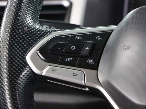 Used 2022 Volkswagen Atlas Cross Sport SEL Premium R-Line image 13