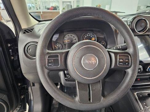 Used 2016 Jeep Patriot Sport w/ Power Value Group FWD image 15