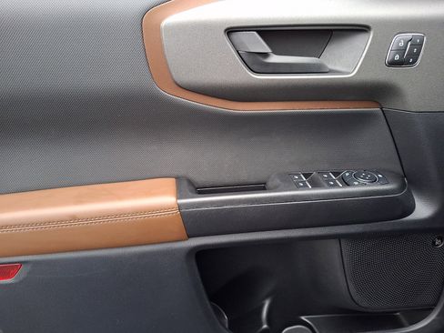 Used 2025 Ford Bronco Sport Outer Banks w/ Outer Banks Tech Package+ image 12