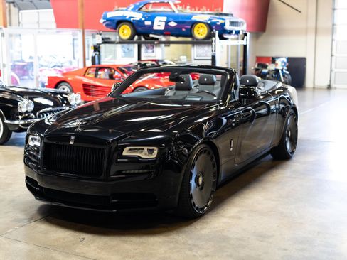 Used 2020 Rolls-Royce Dawn image 5