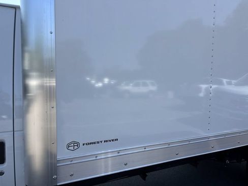 New 2027 Ford E-450 and Econoline 450 Super Duty w/ Power Equipment Group RWD image 17