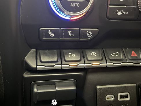 Certified 2021 GMC Sierra 1500 Denali image 25