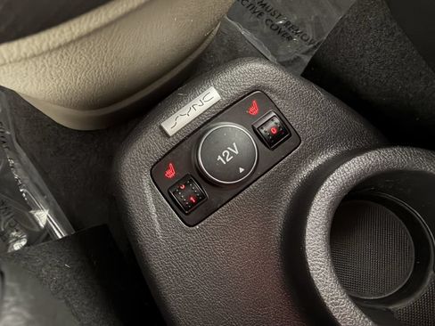 Used 2017 Ford Transit Connect Titanium FWD image 34