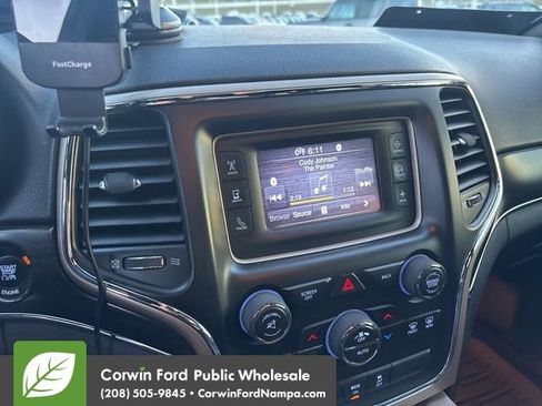 Used 2014 Jeep Grand Cherokee Limited image 11