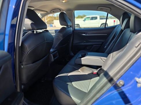 Used 2023 Toyota Camry SE w/ Cold Weather Package image 13