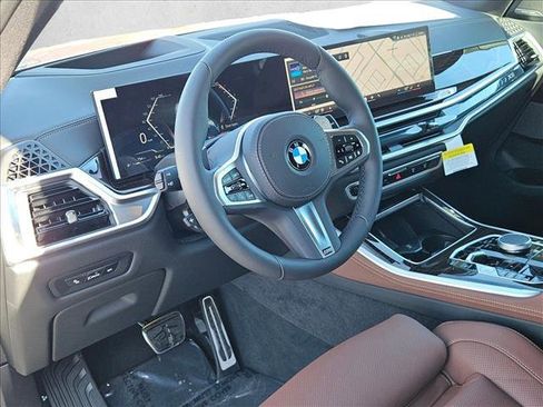 New 2026 BMW X5 xDrive40i w/ M Sport Package image 3